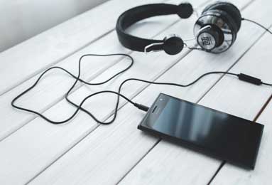 申花主帅报名参加宝山业余网球赛 赛程显示刚下飞机就奔赴赛场